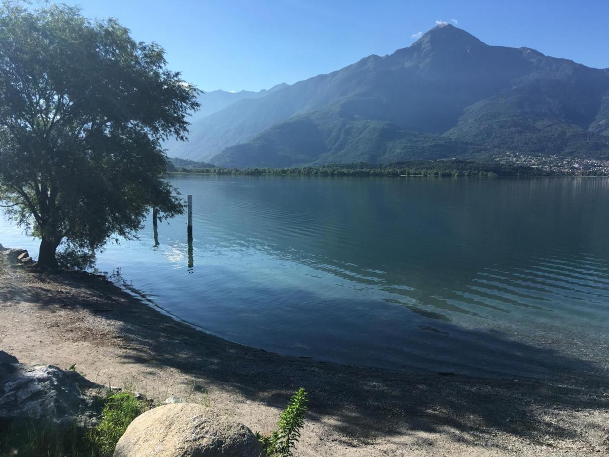 Favoloso Appartamento Fronte Lago, Джера Ларио Екстериор снимка